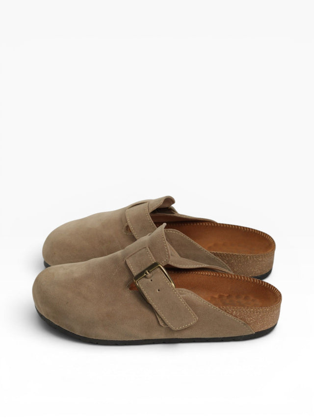 MUD - BEIGE HEBILLA (PRE ORDEN) — Hebilla protagonista